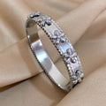 Fashion Stainless Steel Flower Inlay Rhinestone Wrist Cuff Bangles Bracelets For Women Men Chic Waterproof Charms Jewelry Gift