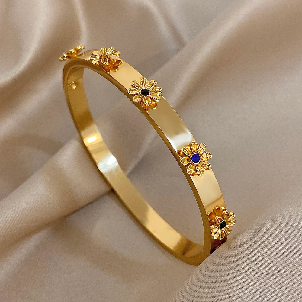Fashion Stainless Steel Flower Inlay Rhinestone Wrist Cuff Bangles Bracelets For Women Men Chic Waterproof Charms Jewelry Gift